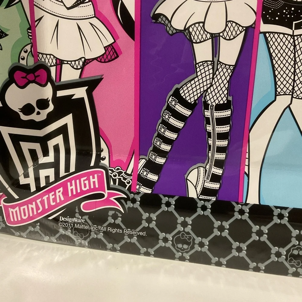 Monster High Square Plates 2011 Set of 2 Amscan Halloween Mattel Party Tableware